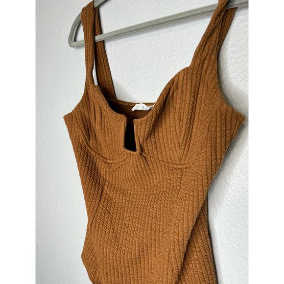 ASTR the Label Aria Bodysuit - Picture 5 of 12